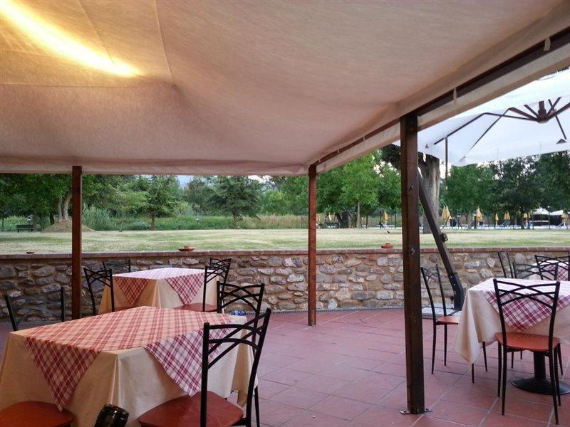 Relais Pian D'Ercole Hotel Montebonello Exterior photo