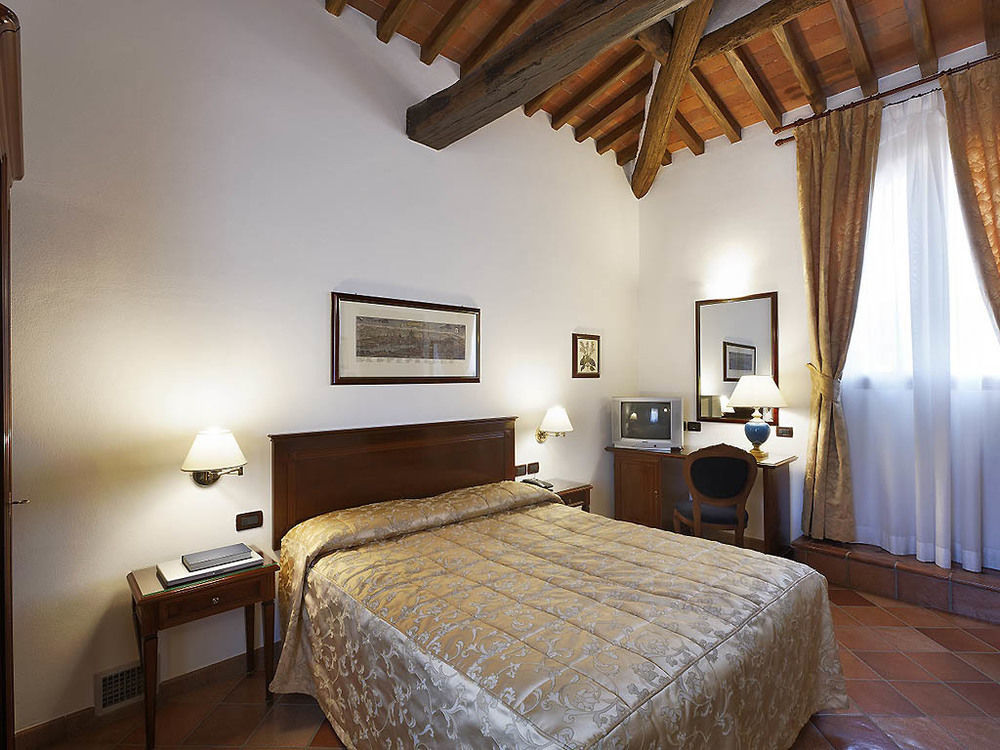 Relais Pian D'Ercole Hotel Montebonello Exterior photo